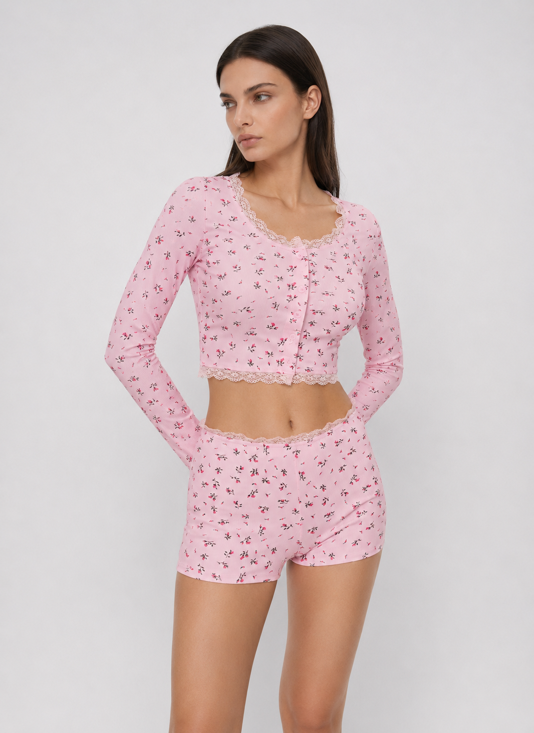 Conjunto de pijama floral estilo soft girl