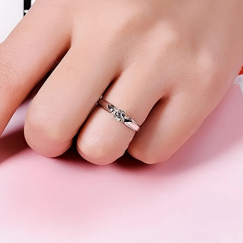 Anillo minimalista de zirconia con oro blanco