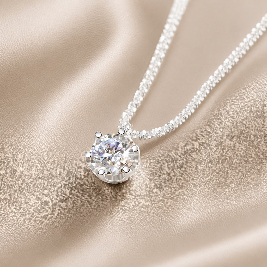 Collar Eternity con circonitas en oro blanco