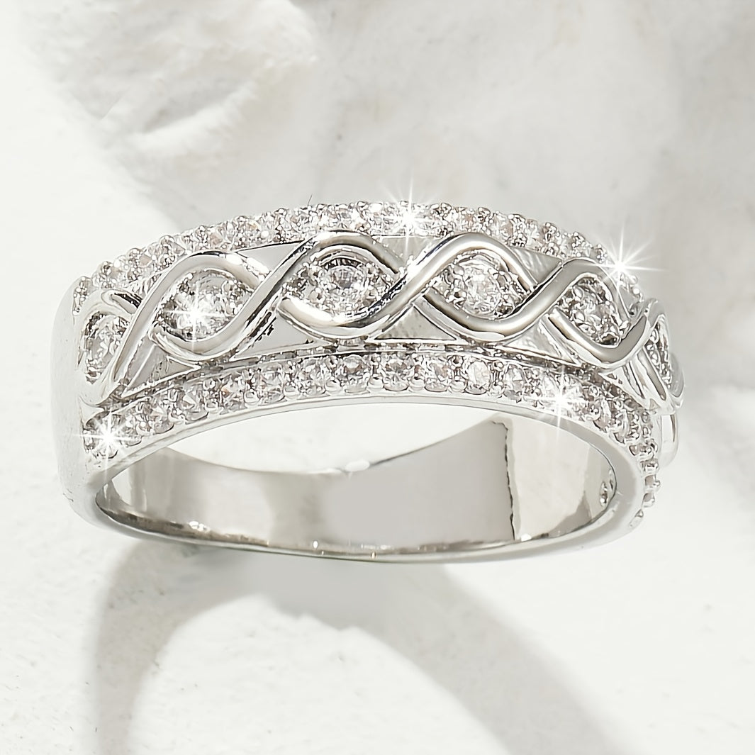 Anillo de oro blanco con doble fila de circonitas