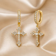 Pendientes de oro blanco con circonitas engastadas