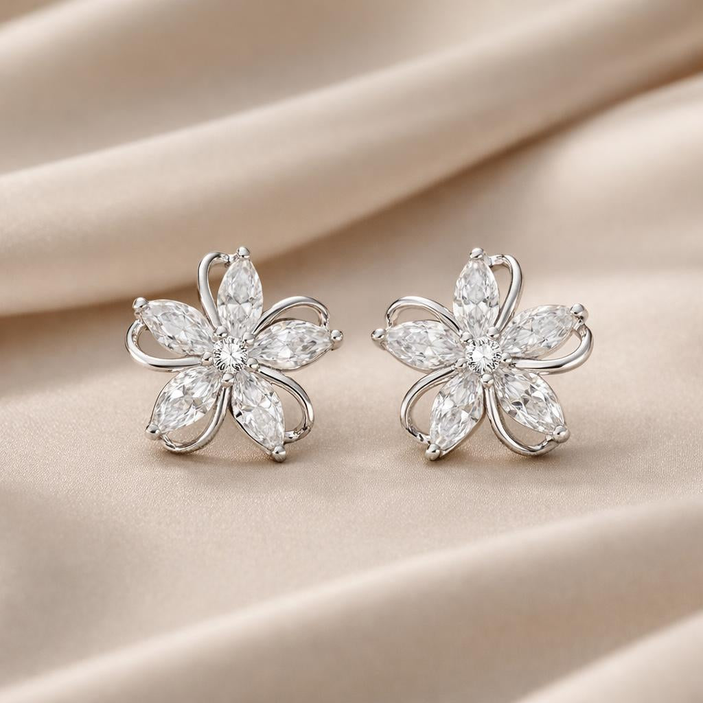 Pendientes de oro blanco con circonitas cúbicas engastadas