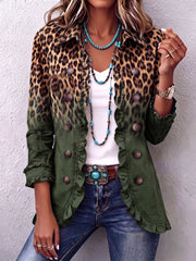 Ramona | Chaqueta blazer verde con estampado de leopardo y volantes
